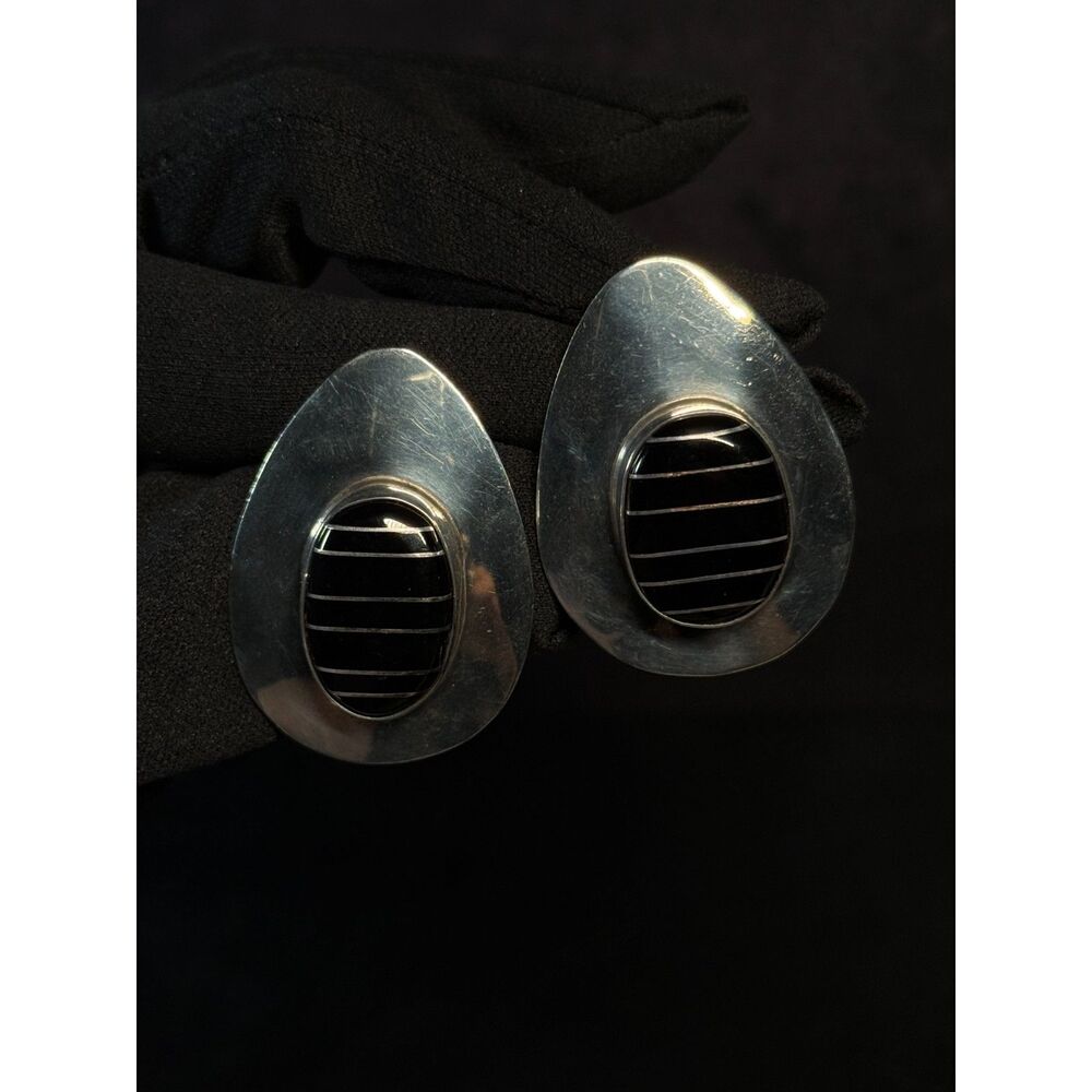 Nez Navajo Sterling Silver Stud Earrings 1.56"